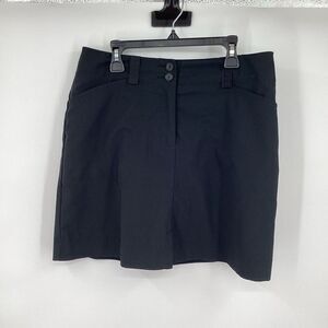 Ladies Nike Golf Skort size 4 Black‎